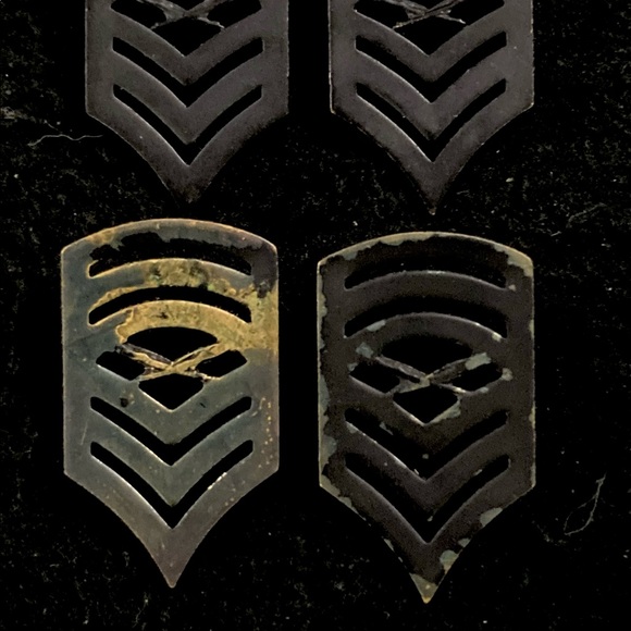 Vintage US Army USMC Military Uniform Chevron Pin Set Of Four | No Backs - Picture 4 of 5